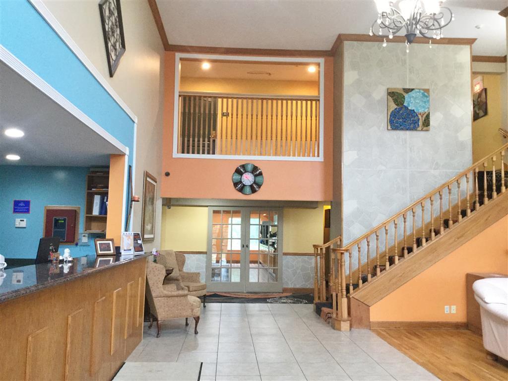 Super 8 By Wyndham Lake Of The Ozarks Eldon Inreriör bild